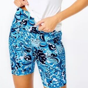 Lilly Pulitzer short